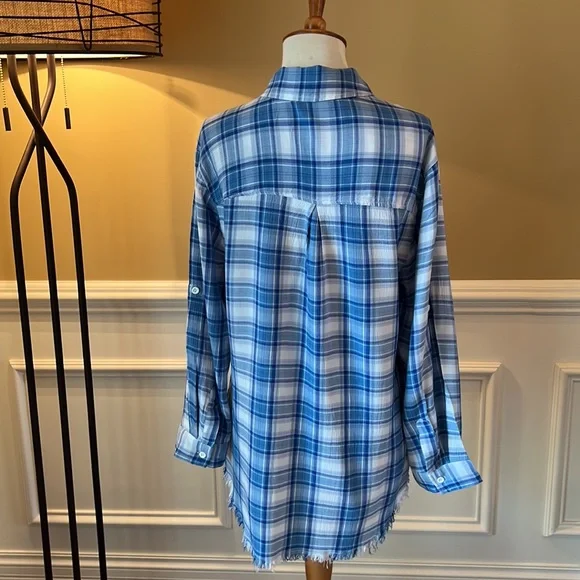 Dear John Fringed Hem Shirt - Picture 5 of 10